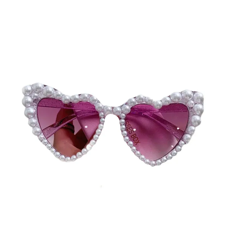 Aesthetic Oversized Heart Pearl Sunglasses