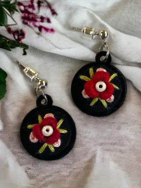 Cosy Daisy, Dangle Earring-Ruby