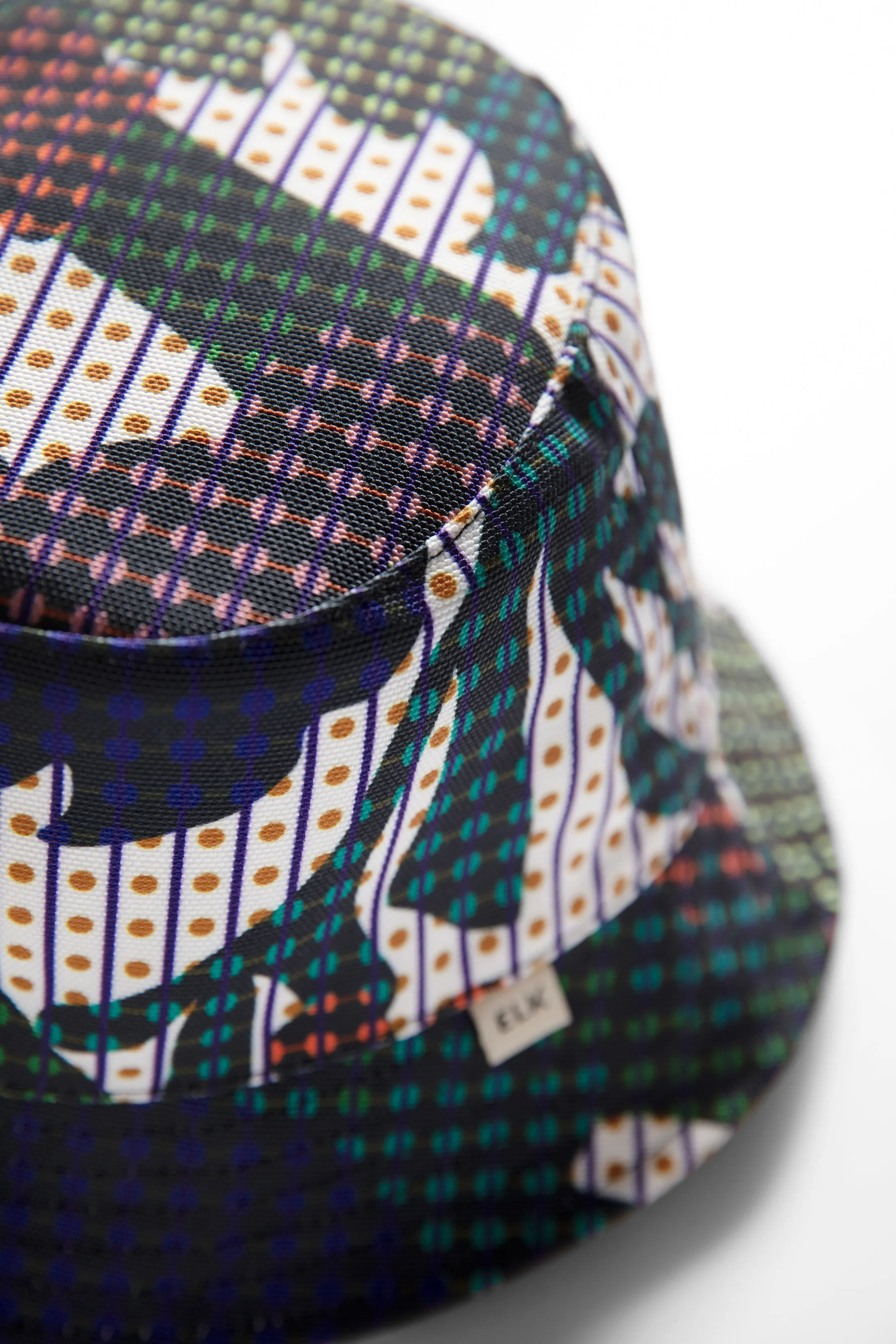 Emra Silverscreen Bucket Hat