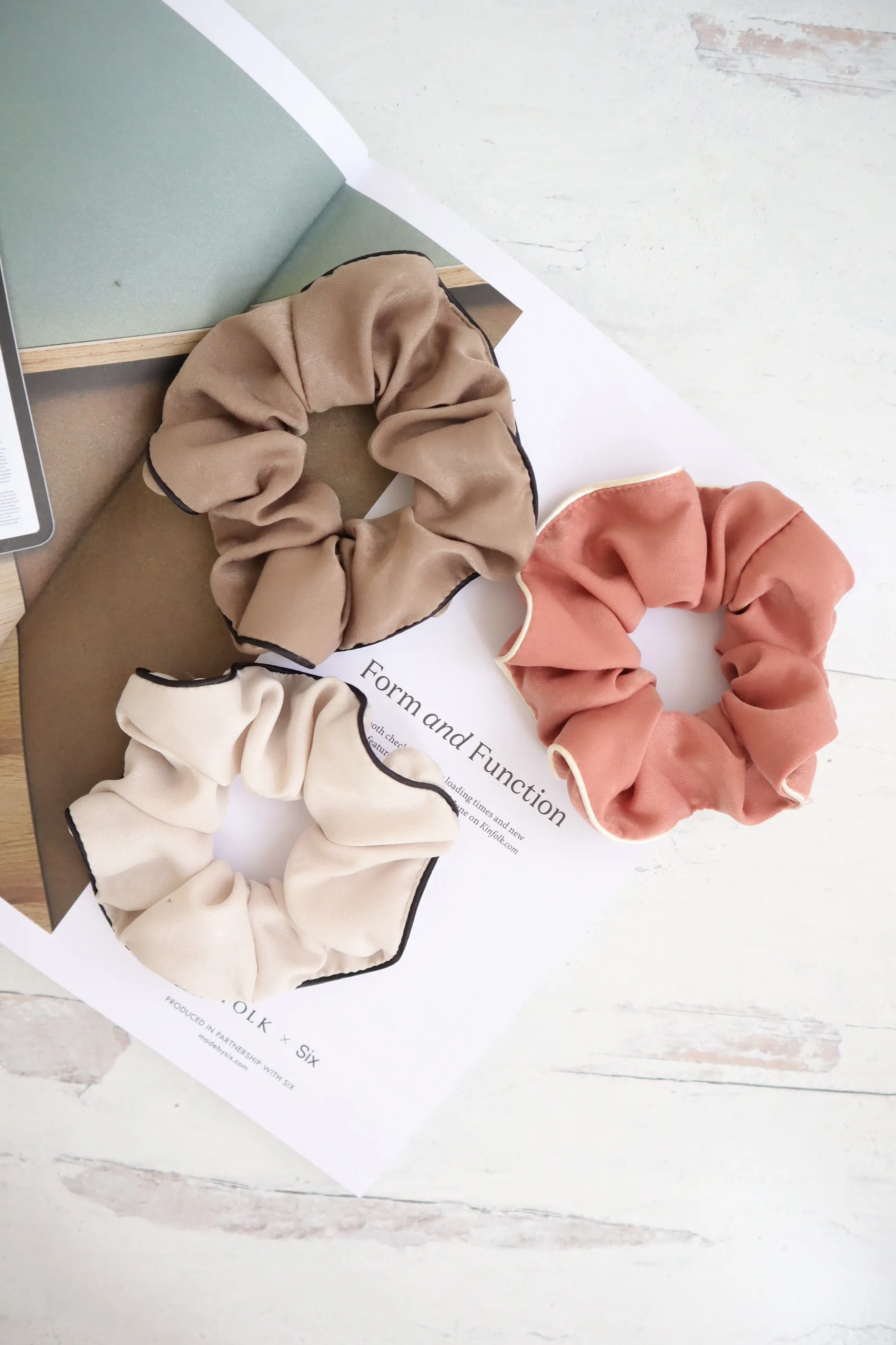 Line Satin Scrunchie Hair Tie