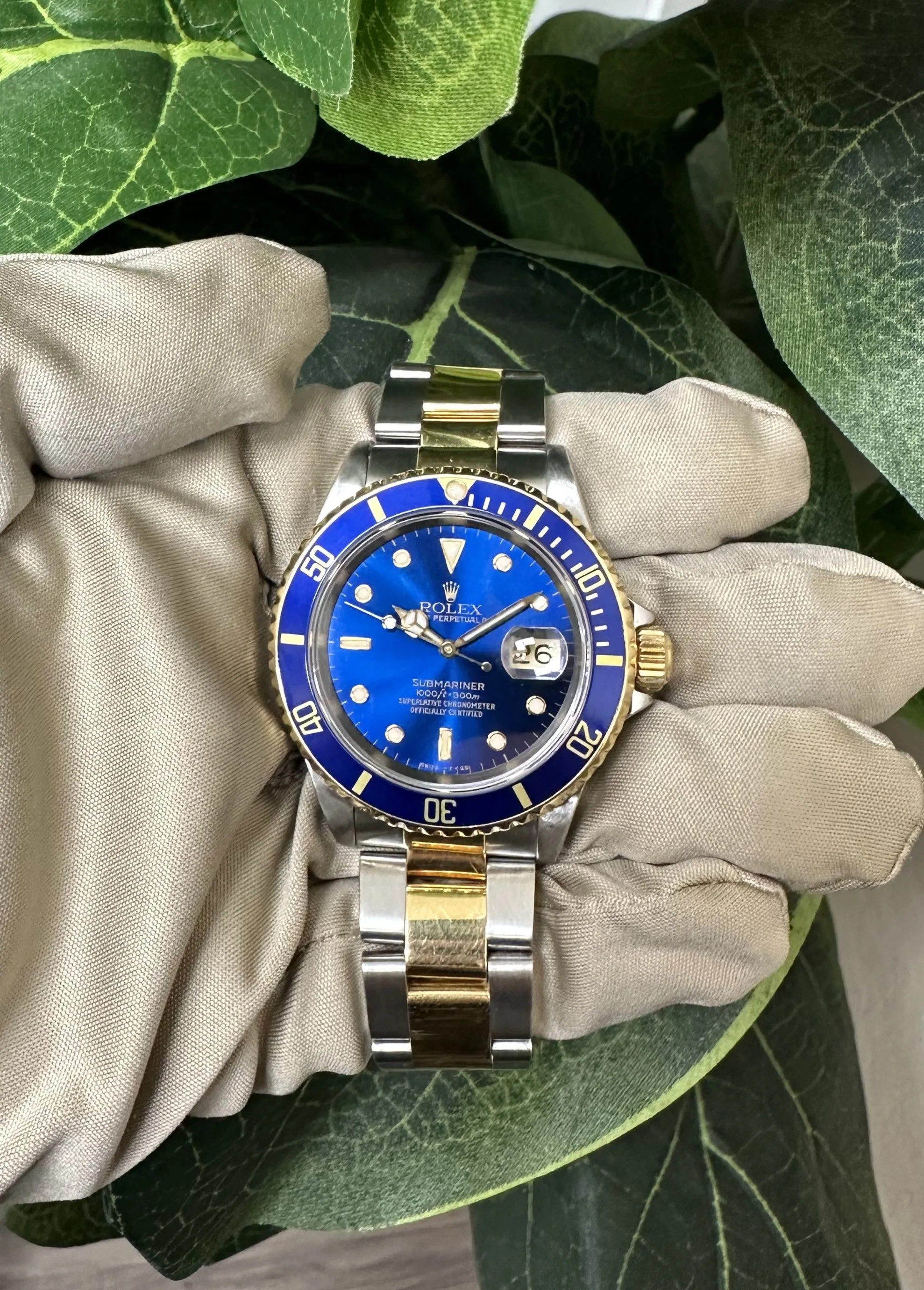 Sold! Rolex Two-Tone Submariner Date "Bluesy" 40mm Stainless Steel & Gold 1989 Watch