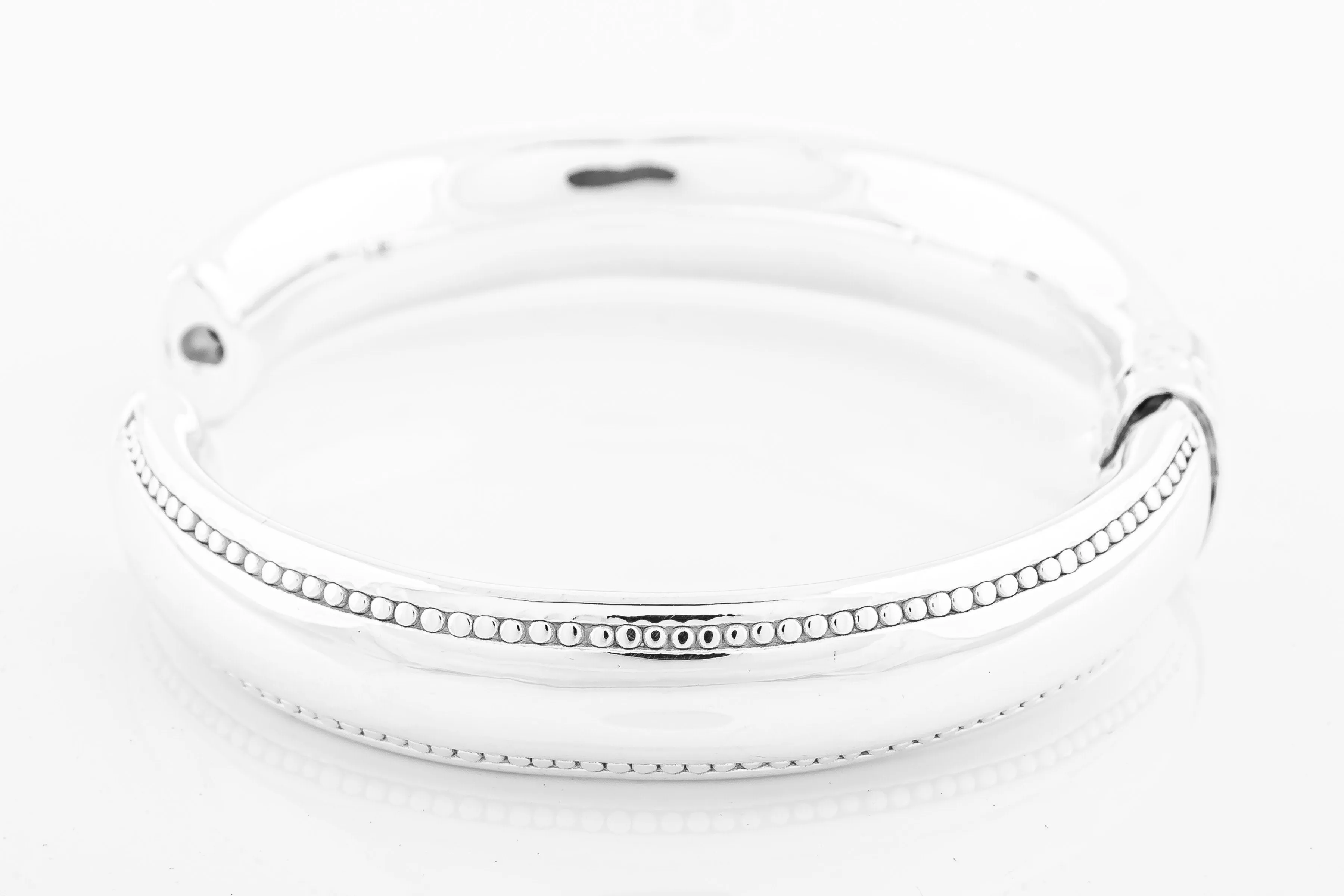 SS26 Bead Edge Hinged Bangle