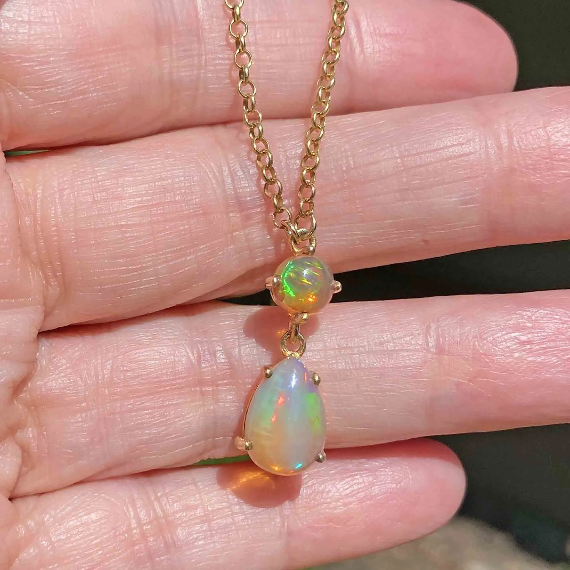 Vintage Jelly Opal Pendant Necklace in Silver Gold Gilt