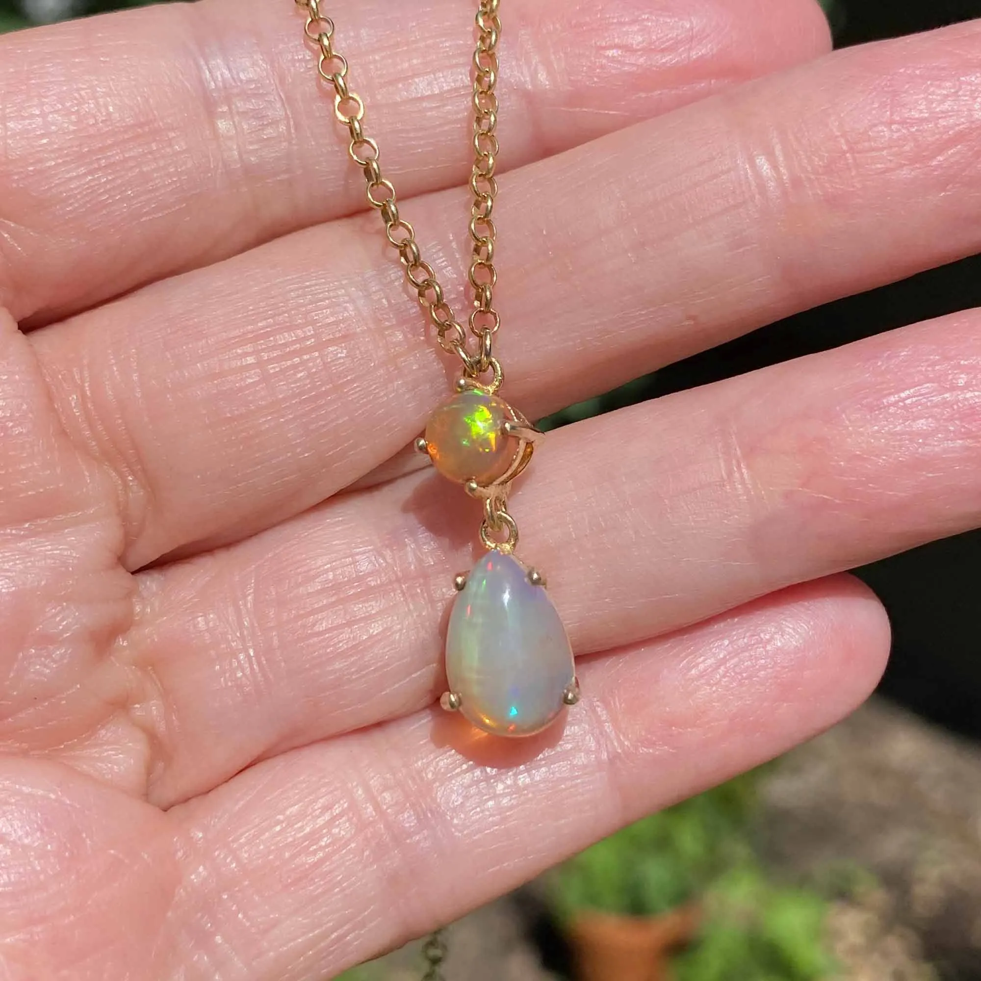 Vintage Jelly Opal Pendant Necklace in Silver Gold Gilt