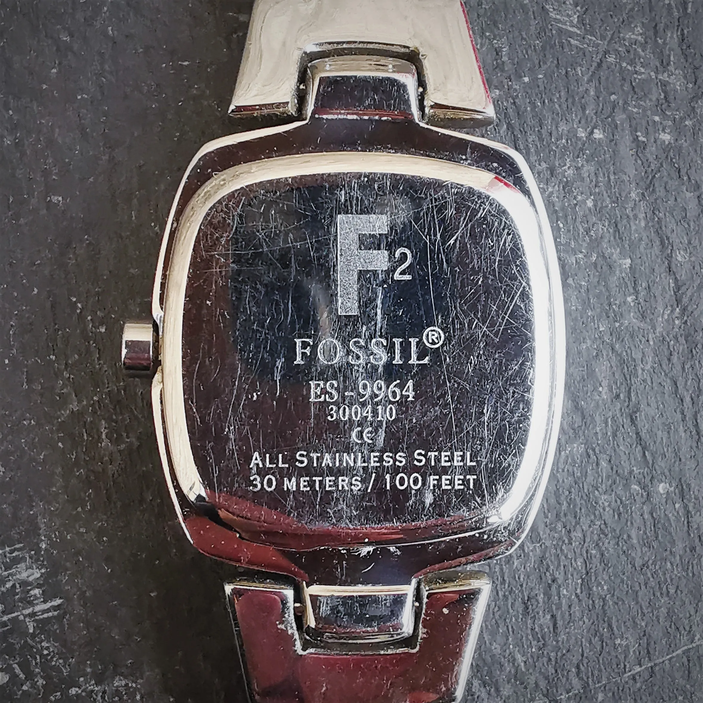 Vintage Women's Fossil "f2" Chrome Plated Quartz Watch - With Gem Stone Bezel And Date Indicator